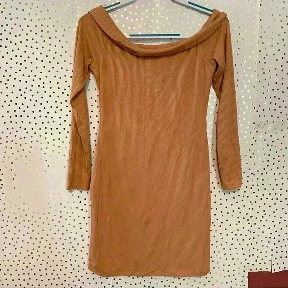 Privacy Please Revolve Silas Off The Shoulder Ribbed Long Sleeve - Picture 1 of 6